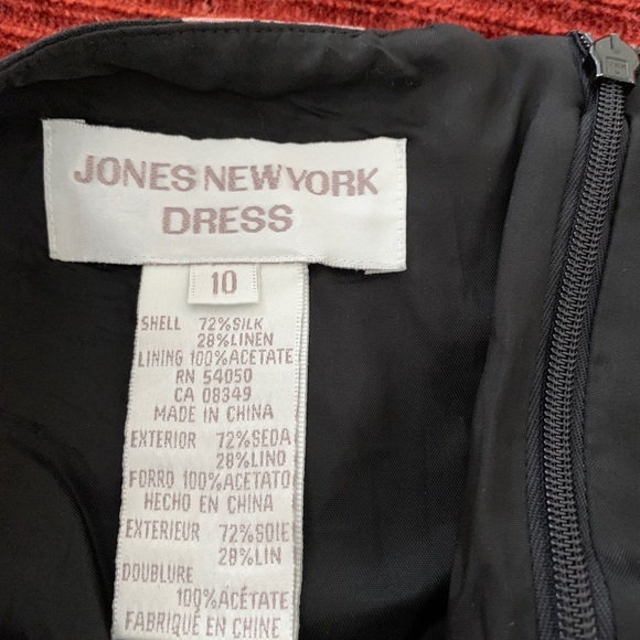 Black Sleeveless Dress with Pink Flowers - Picture 6 of 9